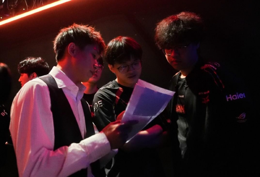 Lịch thi đấu LMHT ngày 13/9: Đại chiến nảy lửa tại LCK, LPL và LCP