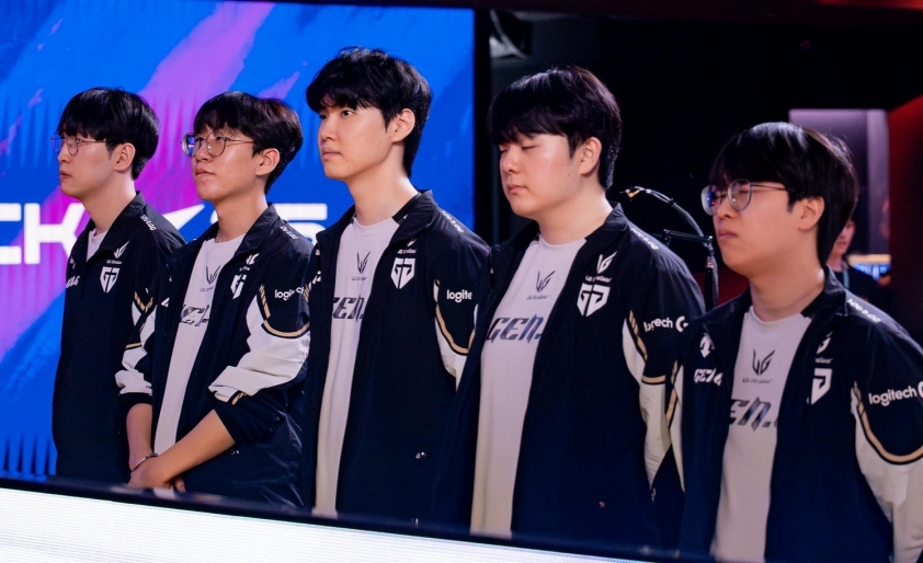 Các tuyển thủ Gen.G tập trung chuẩn bị cho playoffs