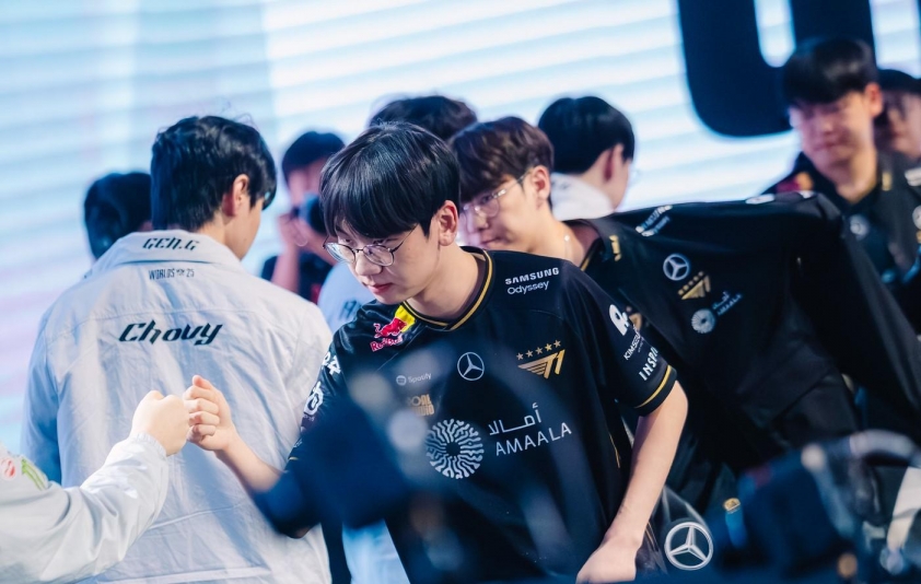 Chính người hâm mộ LCK cũng ngỡ ngàng khi T1 lập kỷ lục tệ hại tại CKTG 2025 T1 thi đấu CKTG 2025