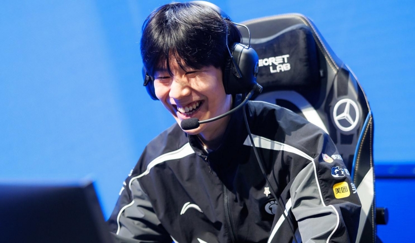 TheShy với Varus đường trên