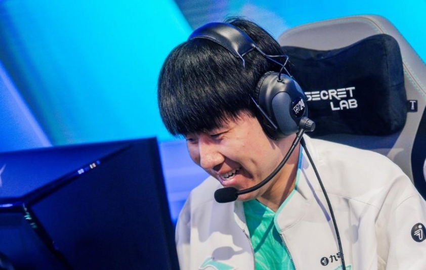 Kỳ chuyển nhượng LPL biến thành hài kịch