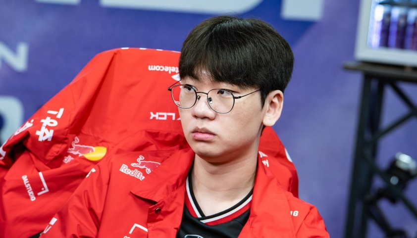 Doran úp mở việc đã tái ký với T1 739806 Doran và đội hình T1