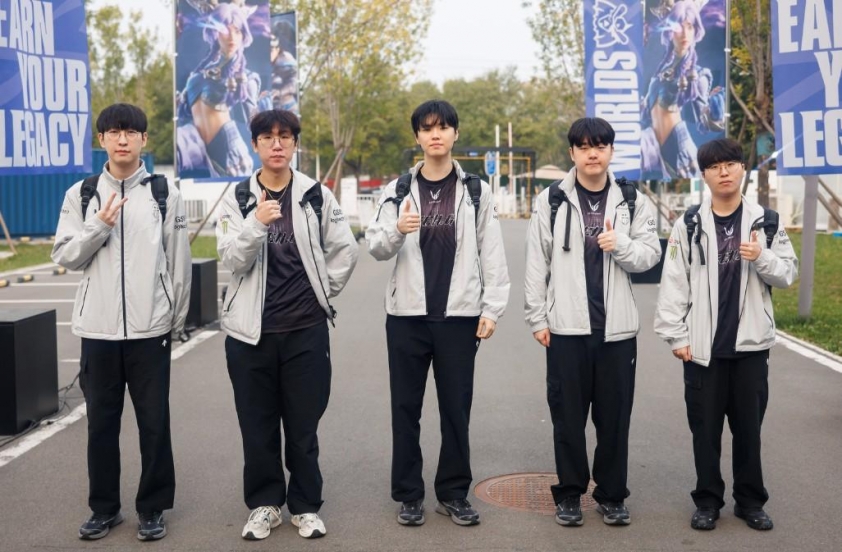 T1 giữ vị thế hàng đầu tại LCK